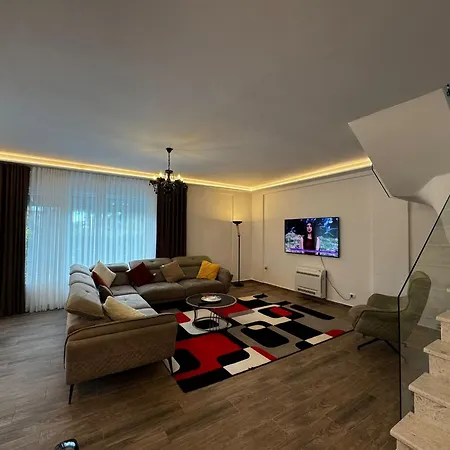 Villa 17